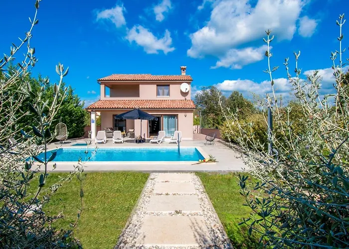 Villa Moki Mit Privatem Beheizbarem Pool